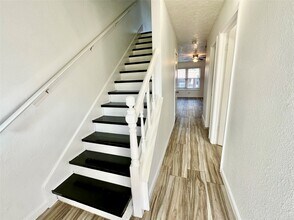 Building Photo - 13539 Castilian Dr