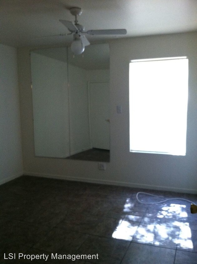 Primary Photo - 5161 Lindell Rd