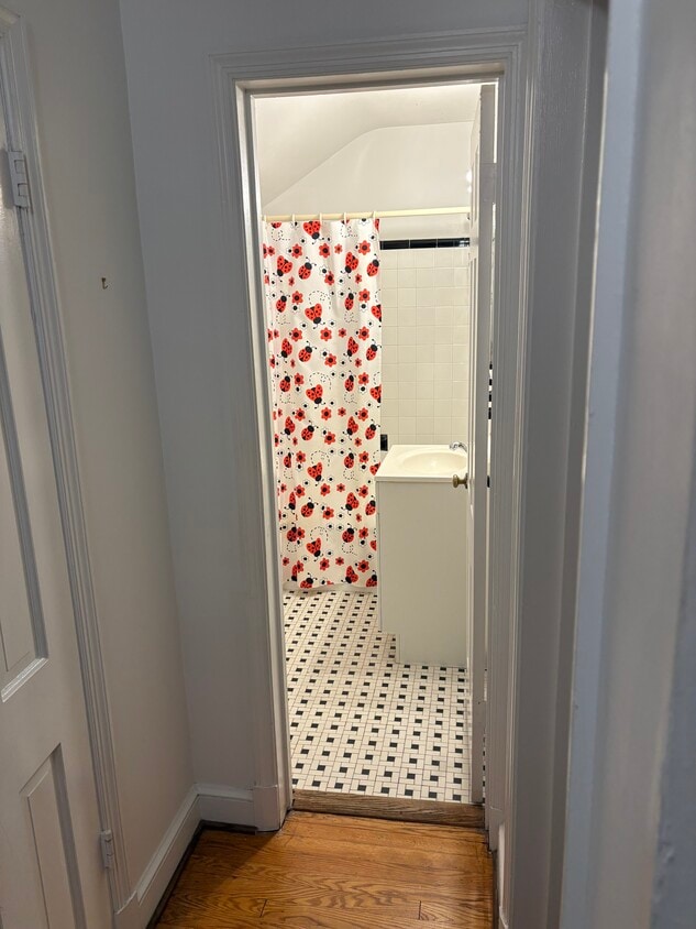 Photo - 22 Kentbury Way (Bethesda, MD)