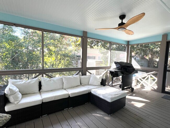 Foto del edificio - 201 Lovell Ave