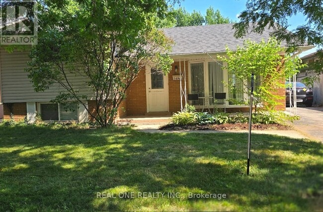 Building Photo - 3486 Rexway Dr