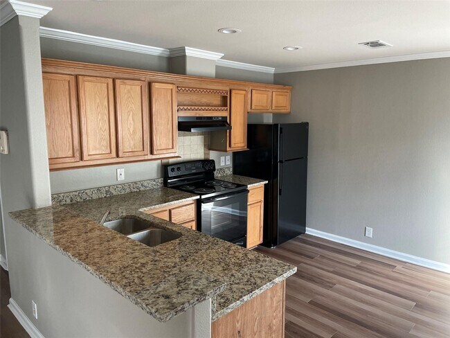 Building Photo - 8715 Knox St