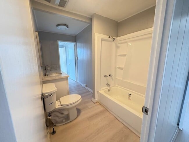 Building Photo - Two Bedroom Duplex