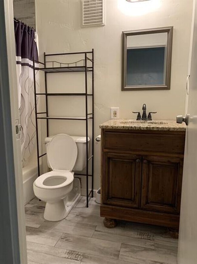 Foto del edificio - LGLR Property LLC 1194 Pinecone Drive