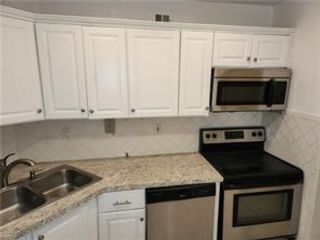 Foto principal - 3119 Oakland Shores Dr