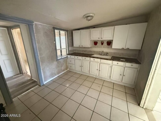Foto del edificio - 834 5th St
