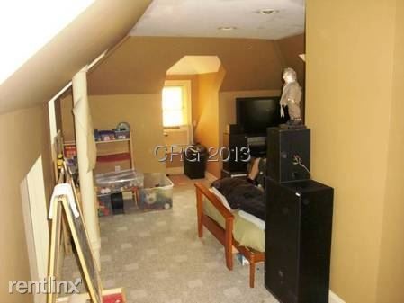 Foto del edificio - 4 br, 1 bath Apartment - 15 Alden Rd