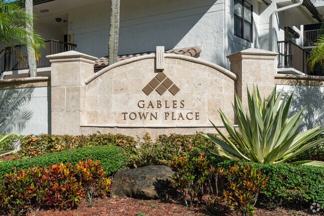 Foto del edificio - Gables Town Place