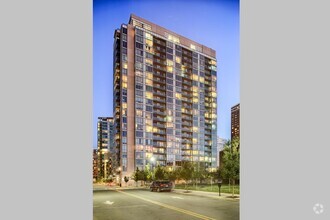 Building Photo - 1 Shore Ln