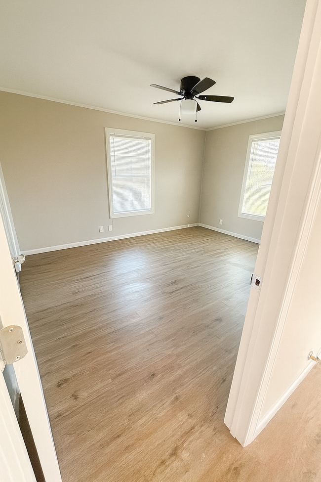 Foto del edificio - 513 W Duncan St