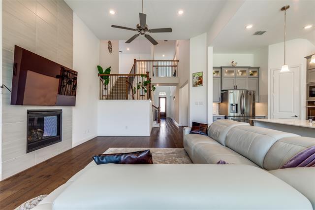 Building Photo - 607 Rustic Trl