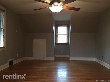 Building Photo - 3 br, 1.5 bath House - 224 White Ave