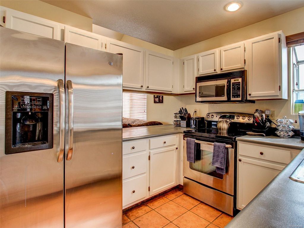 Primary Photo - Spacious College Hills Home - 3 Bed, 3 Bath