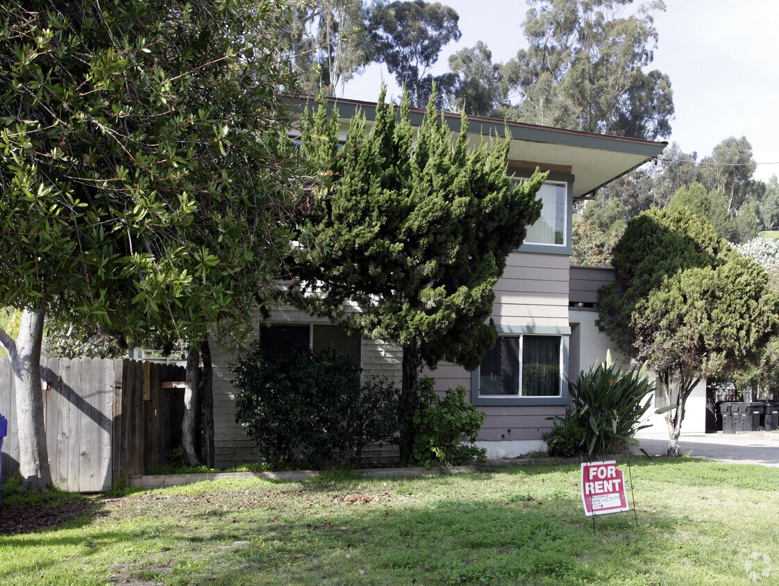 Building Photo - 2920-2924 Reynard Way