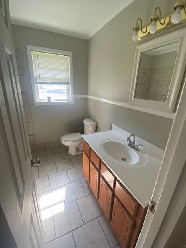 Foto del edificio - Renovated 3 Bedroom 1 Bath Home for Rent!