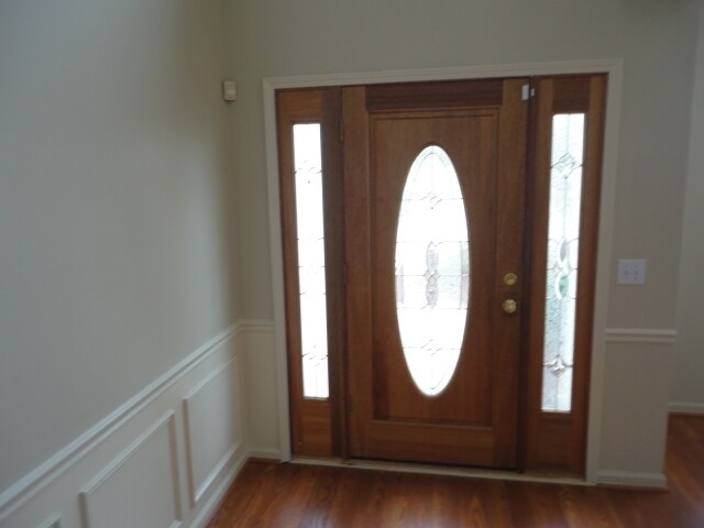 Building Photo - 209 Kindlewood Drive