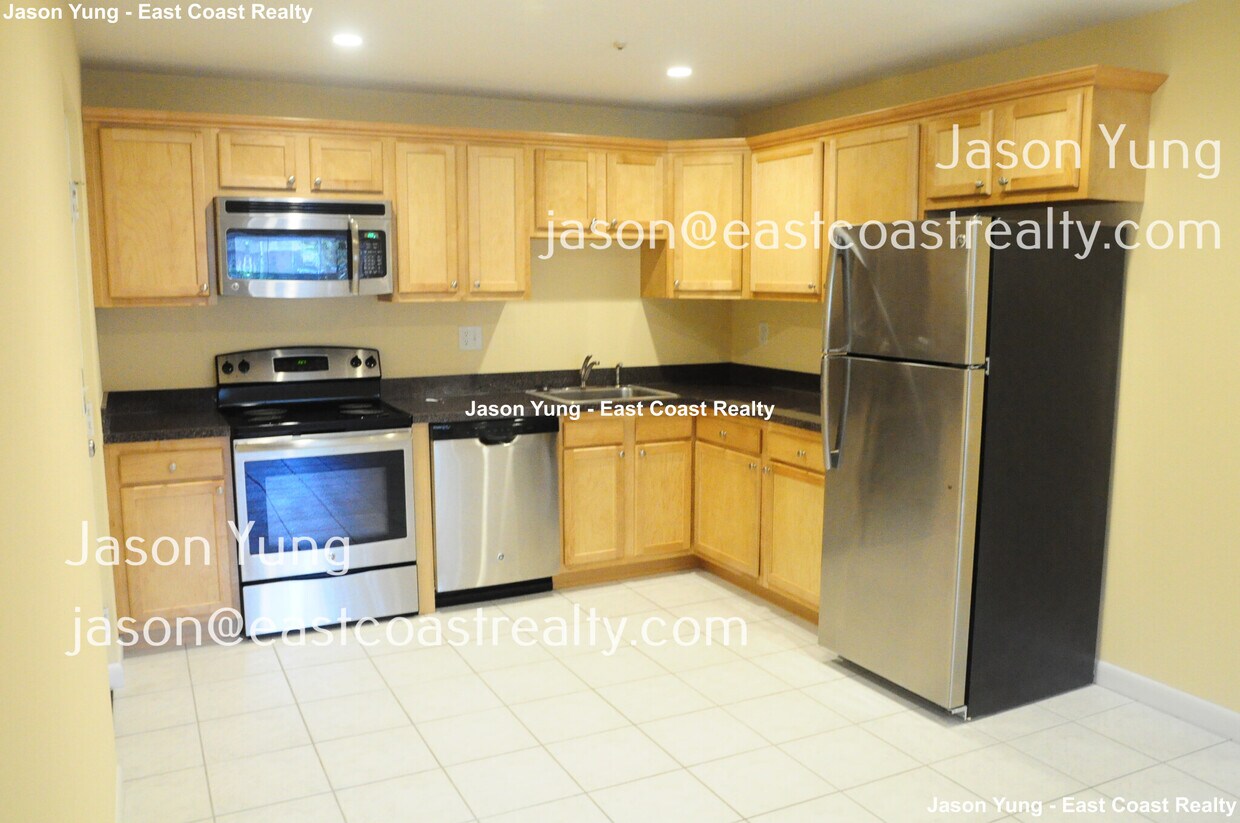 46 Park St Unit 14B, Newton, MA 02458 Condo for Rent in Newton, MA