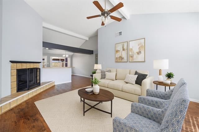 Foto del edificio - 2425 Oakmont Dr