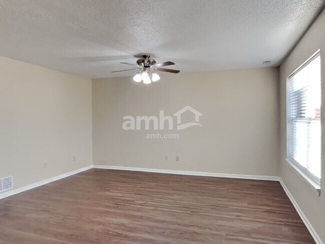 Building Photo - 7411 Cordova Dr