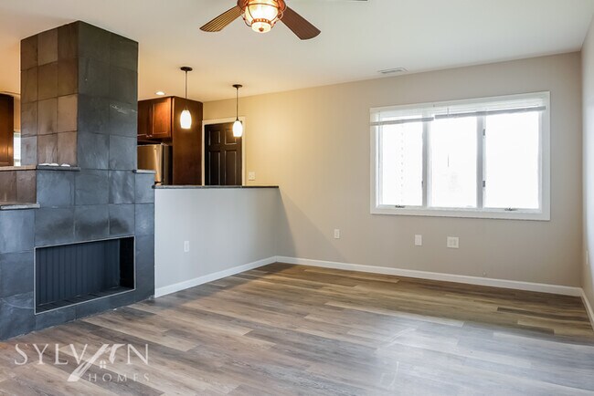 Building Photo - Feel right at home in this charming 3 bedr...