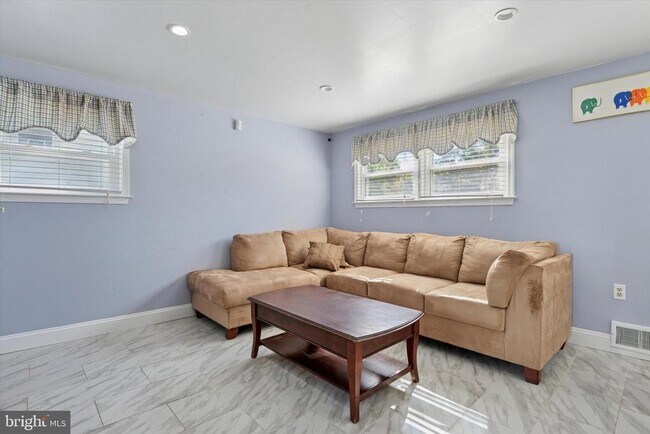 Foto del edificio - 318 Ashbourne Rd