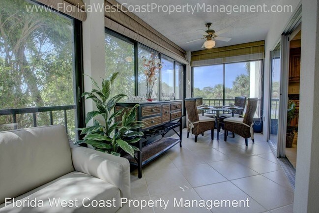 Building Photo - 101 Whispering Sands Dr