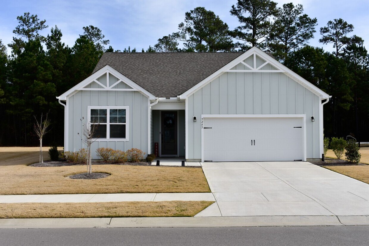 Beautiful Home; Amenties Abound! House Rental in Leland, NC