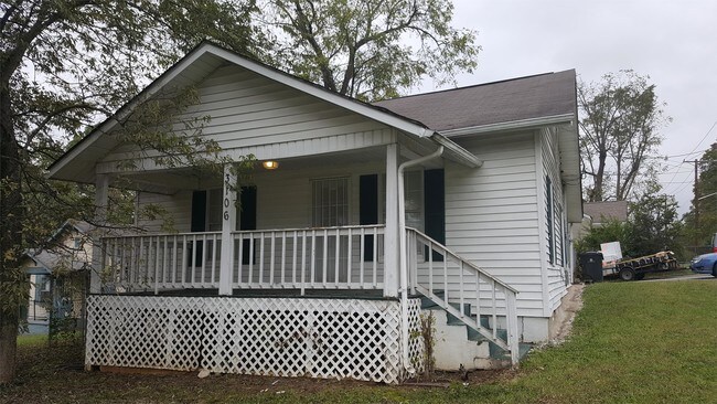 Building Photo - 3106 Whittle Springs Rd