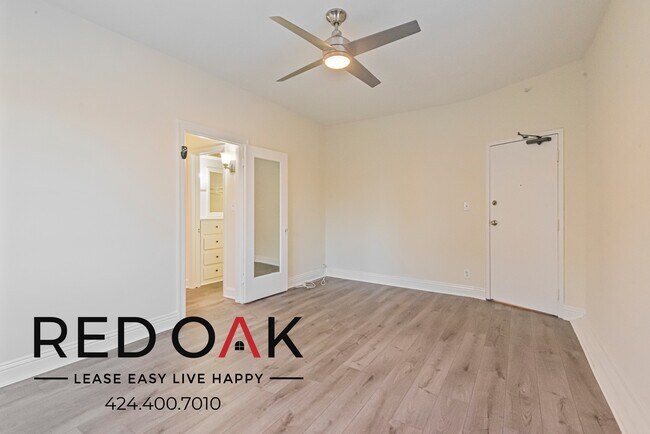 Foto del edificio - 649 N Rossmore Ave