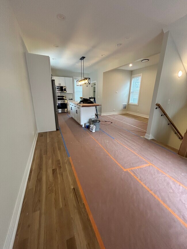 Foto del edificio - 858 N Paulina St