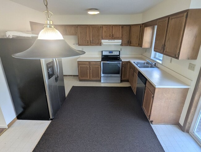 Building Photo - 804 Wildwood Blvd