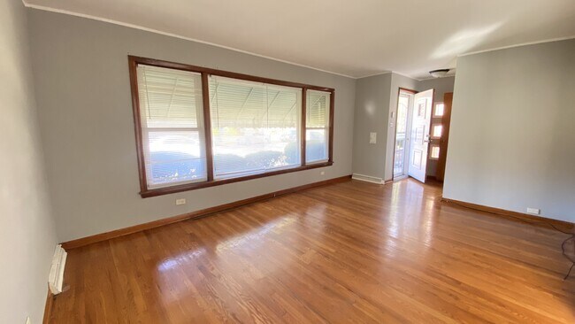 Foto del edificio - 9225 S Euclid Ave