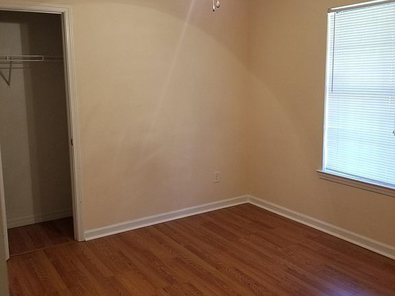 Foto del edificio - Almost entire home has been remodeled.