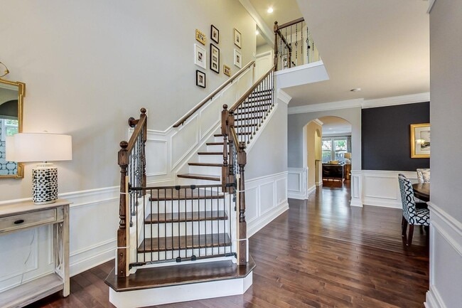 Building Photo - 1382 Kensington Ct