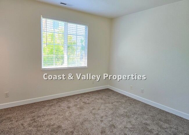 Building Photo - Beautiful Gilroy Home for RENT!!!