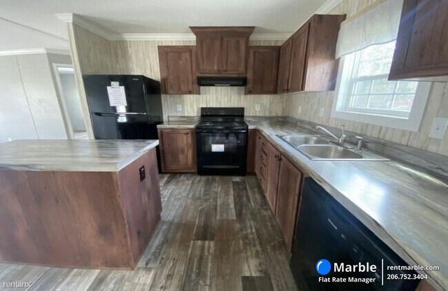 Foto del edificio - 3 br, 2 bath House - 1530 Genie St