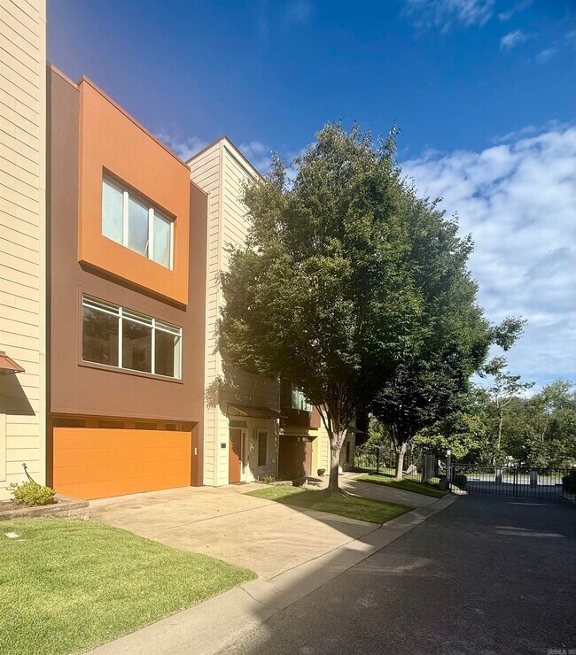 Foto del edificio - 110 Vertical Lofts Dr