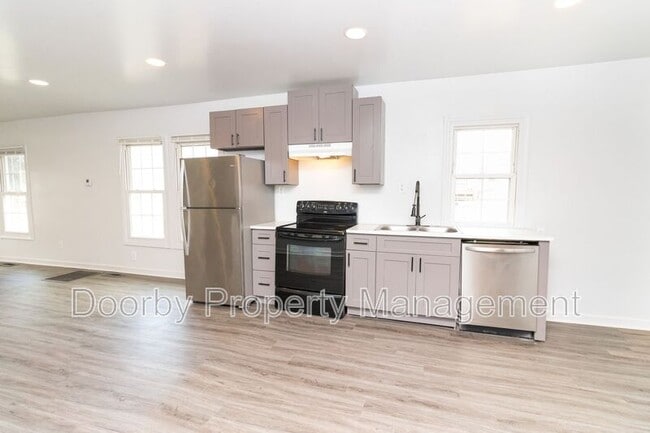 Building Photo - 1604 Wheeler Ave