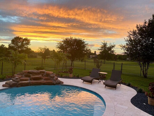 Foto del edificio - 9526 Sandy Ln