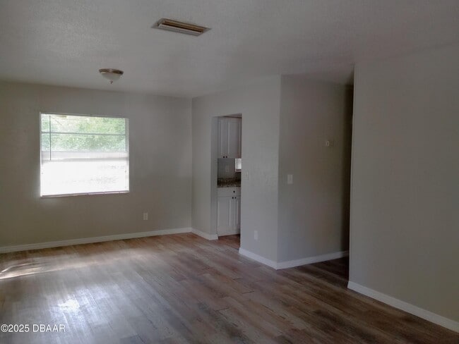 Building Photo - 1217 Kennedy Rd