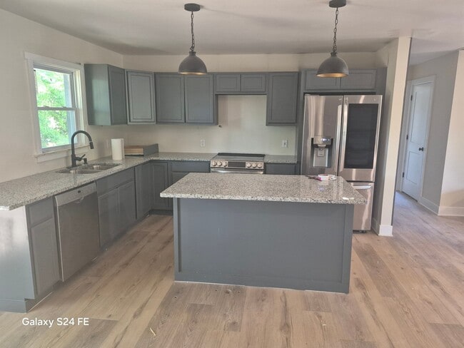 Photo - 120 N Williams St House