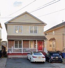 Building Photo - 66 Milford Ave