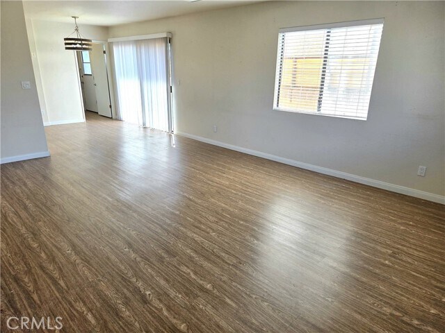 Foto del edificio - 10784 Pine St