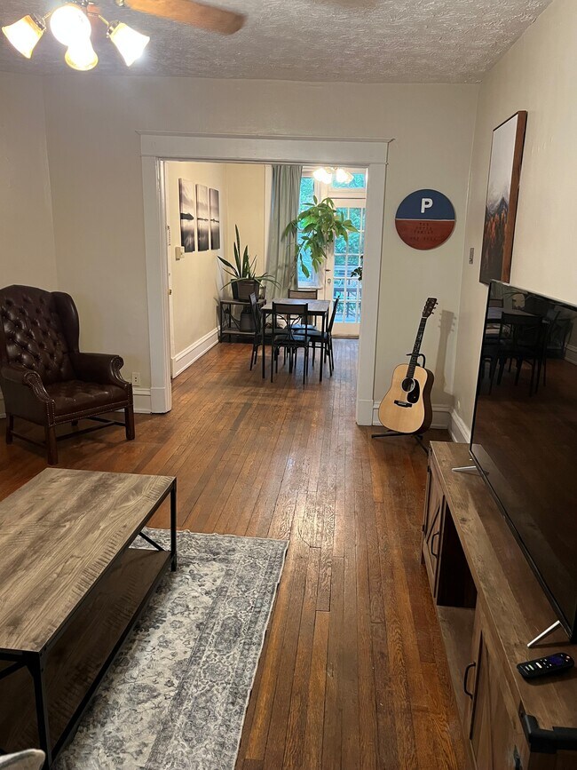 Foto del edificio - 2802 Park Ave