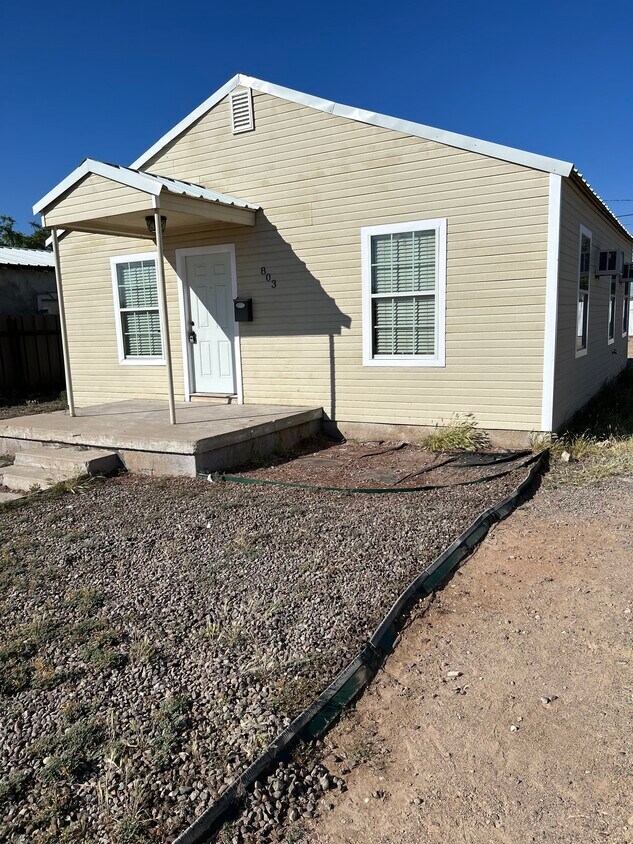 803 S Cherry St, Pecos, TX 79772 House Rental in Pecos, TX