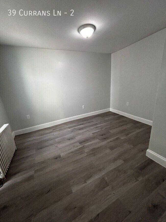 Building Photo - 39 Currans Ln