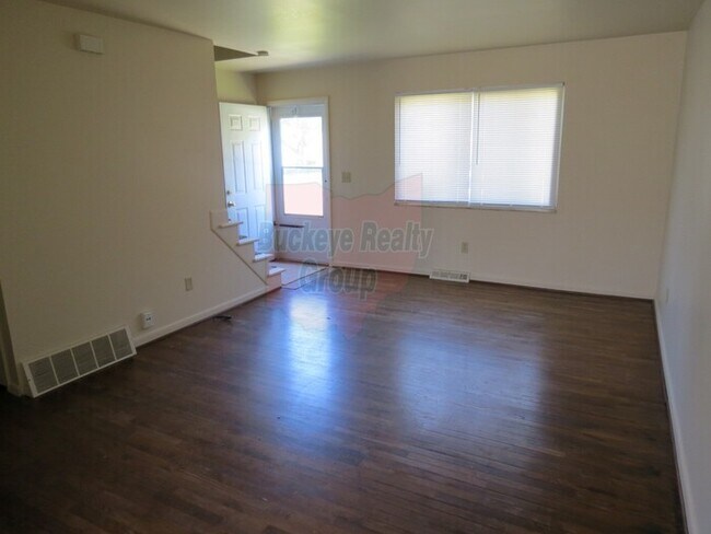 Building Photo - 1147 Mccarley Dr E Columbus, OH 43228