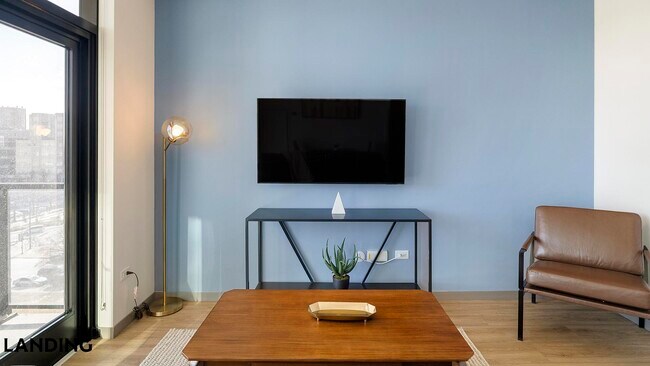 Foto del edificio - 513 S Damen Ave