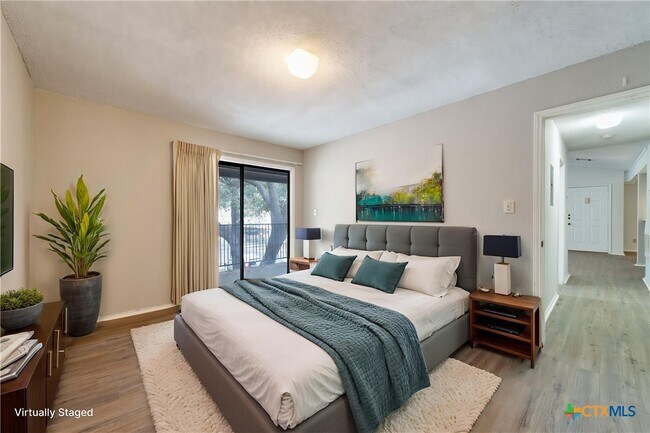 Foto del edificio - 1202 Thorpe Ln