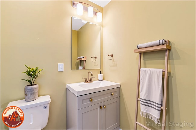 Building Photo - Newly-Built 2-Bedroom Home in Woodfin/Nort...
